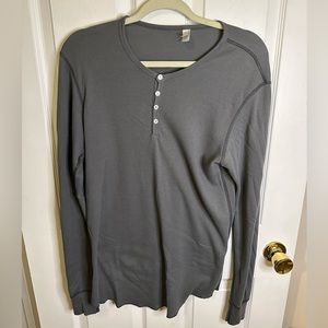 Men’s size large American Apparel henley